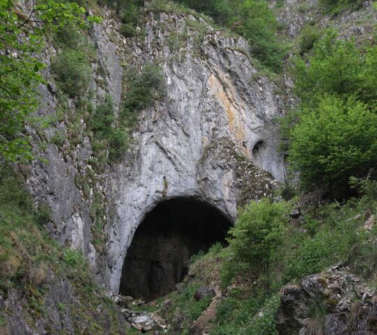 Smolućka pećina